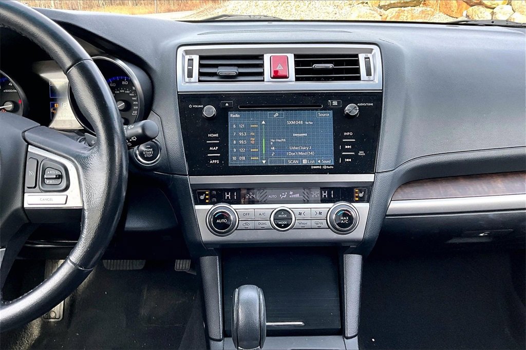Used 2015 Subaru Outback 2.5i Limited image 29