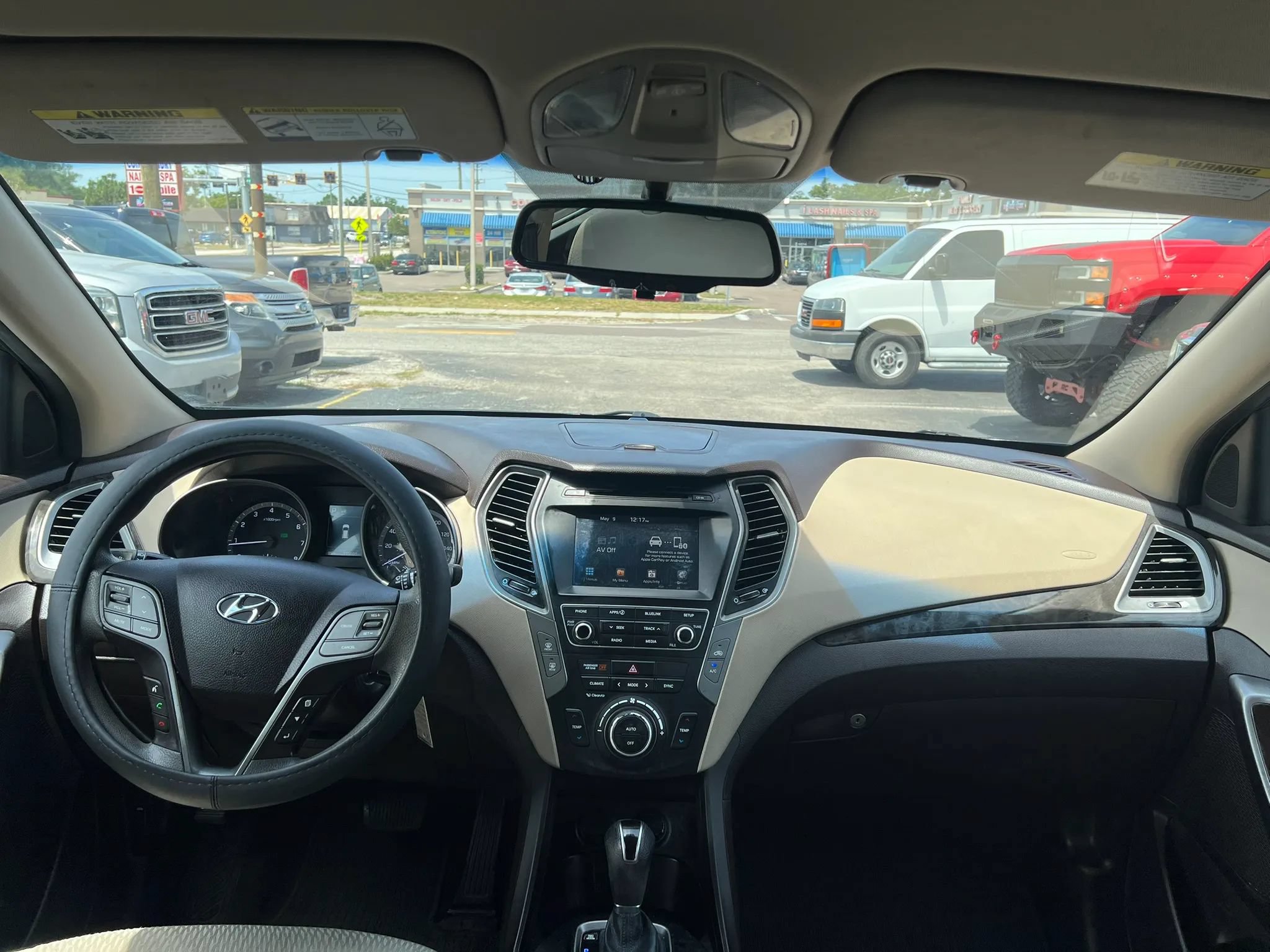 Used 2017 Hyundai Santa Fe Sport FWD image 12
