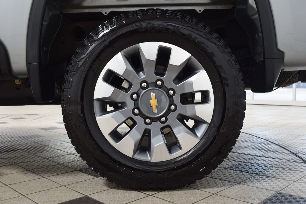 Used 2025 Chevrolet Silverado 2500 LT w/ All Star Edition AWD/4WD image 22