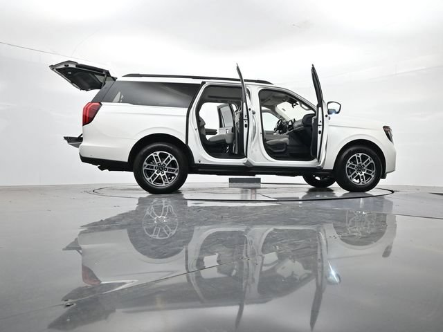 Certified 2025 Ford Expedition Max Active RWD image 58
