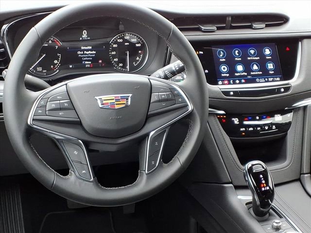 New 2026 Cadillac XT5 Luxury FWD image 5