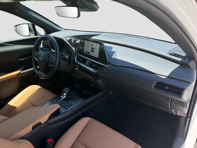 Used 2025 Lexus UX 300h FWD w/ Accessory Package (Z1) image 14