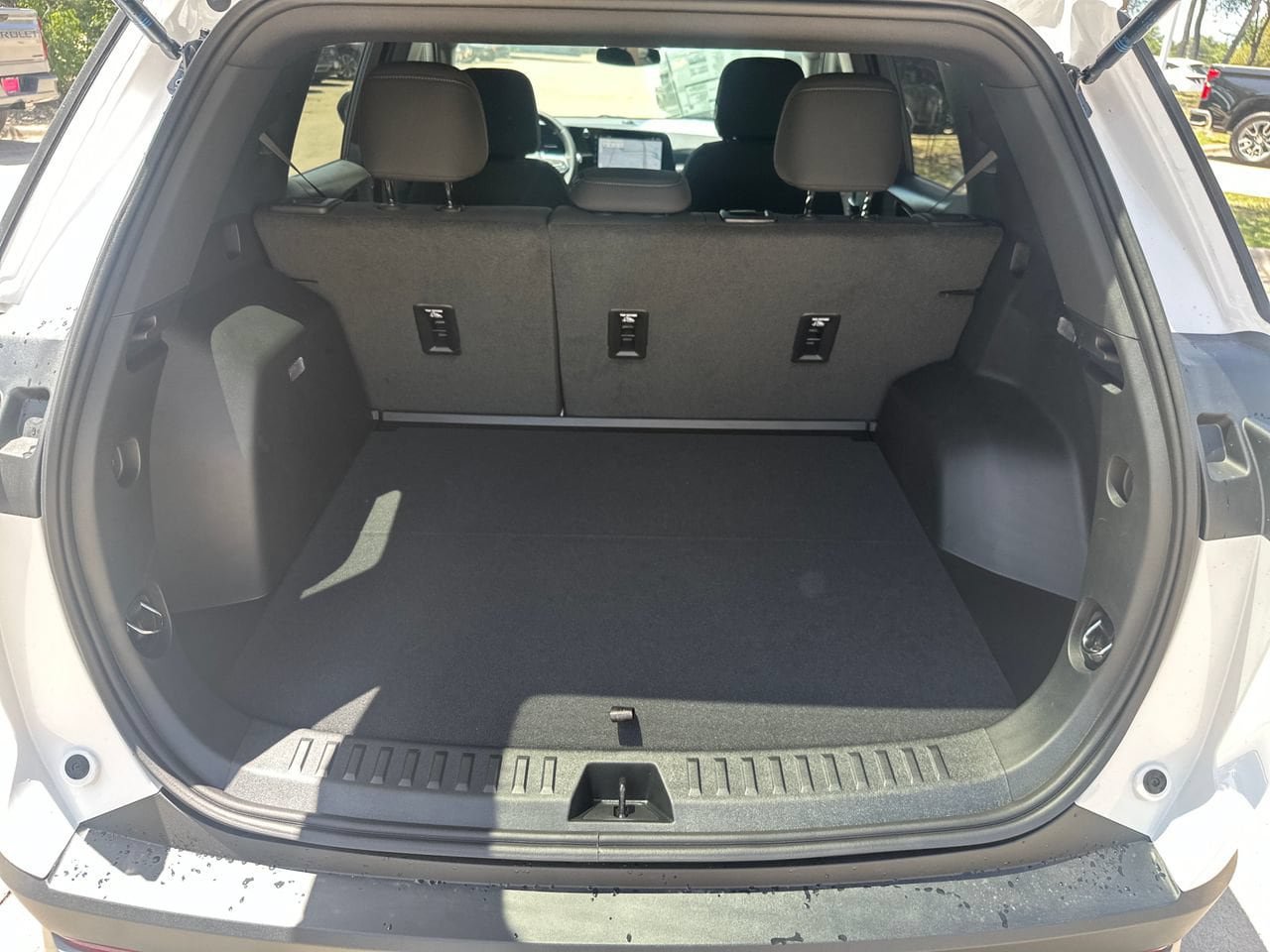 New 2027 Chevrolet Equinox LT FWD image 22