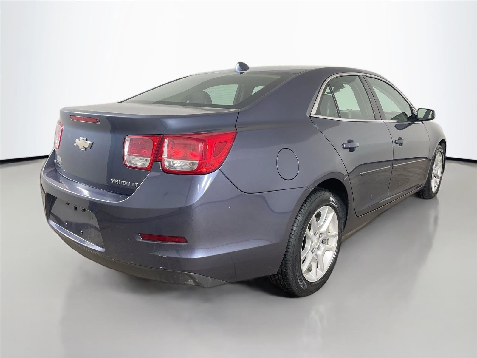 Used 2014 Chevrolet Malibu LT w/ Power Convenience Package image 7