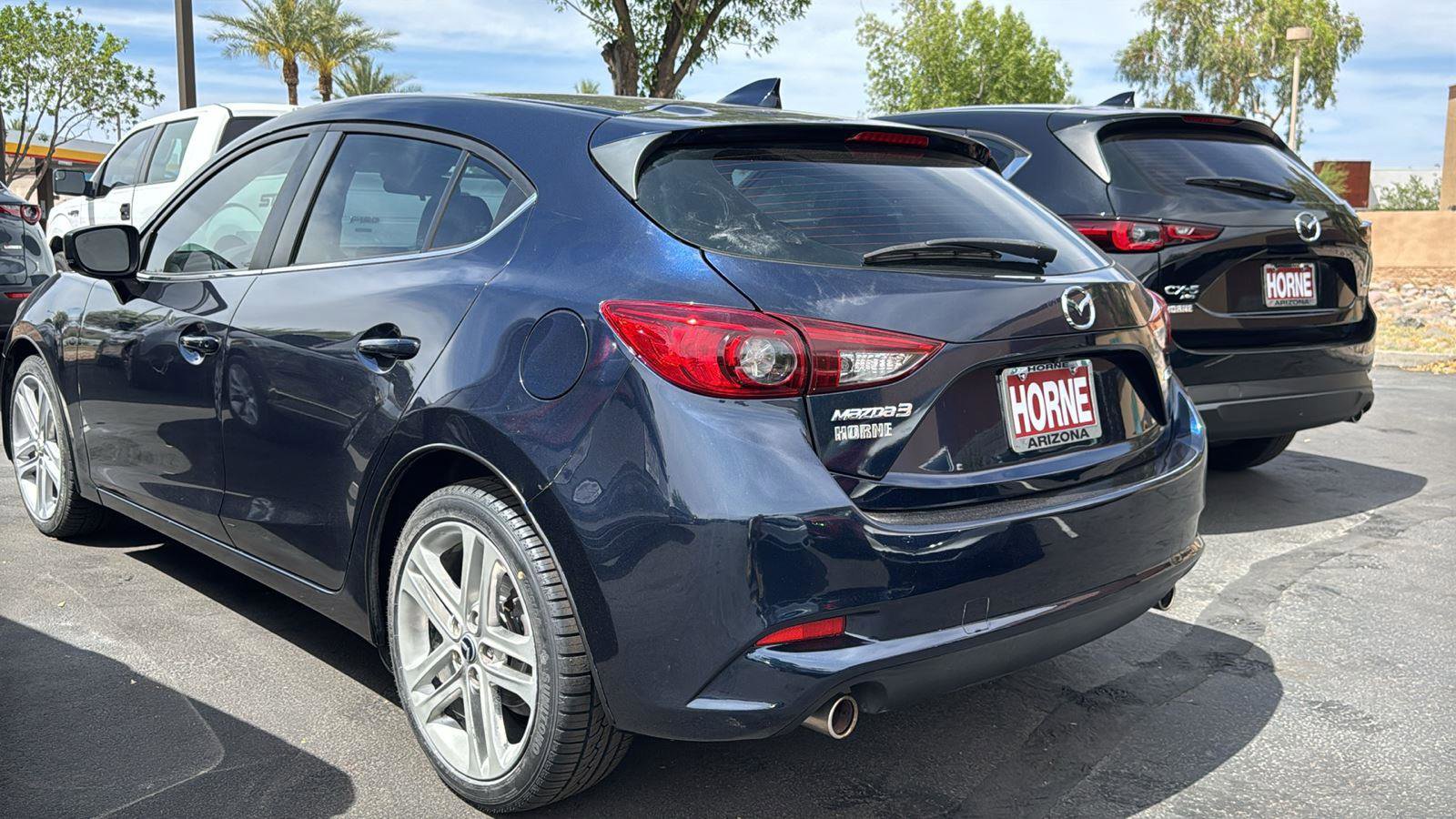 Used 2018 MAZDA MAZDA3 Grand Touring FWD image 4