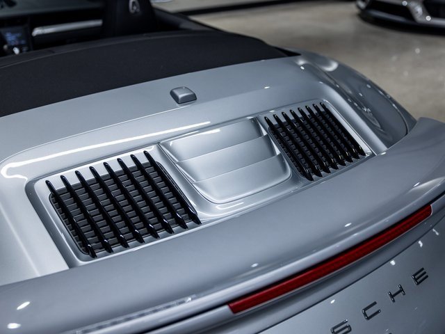 Certified 2017 Porsche 911 Turbo image 24