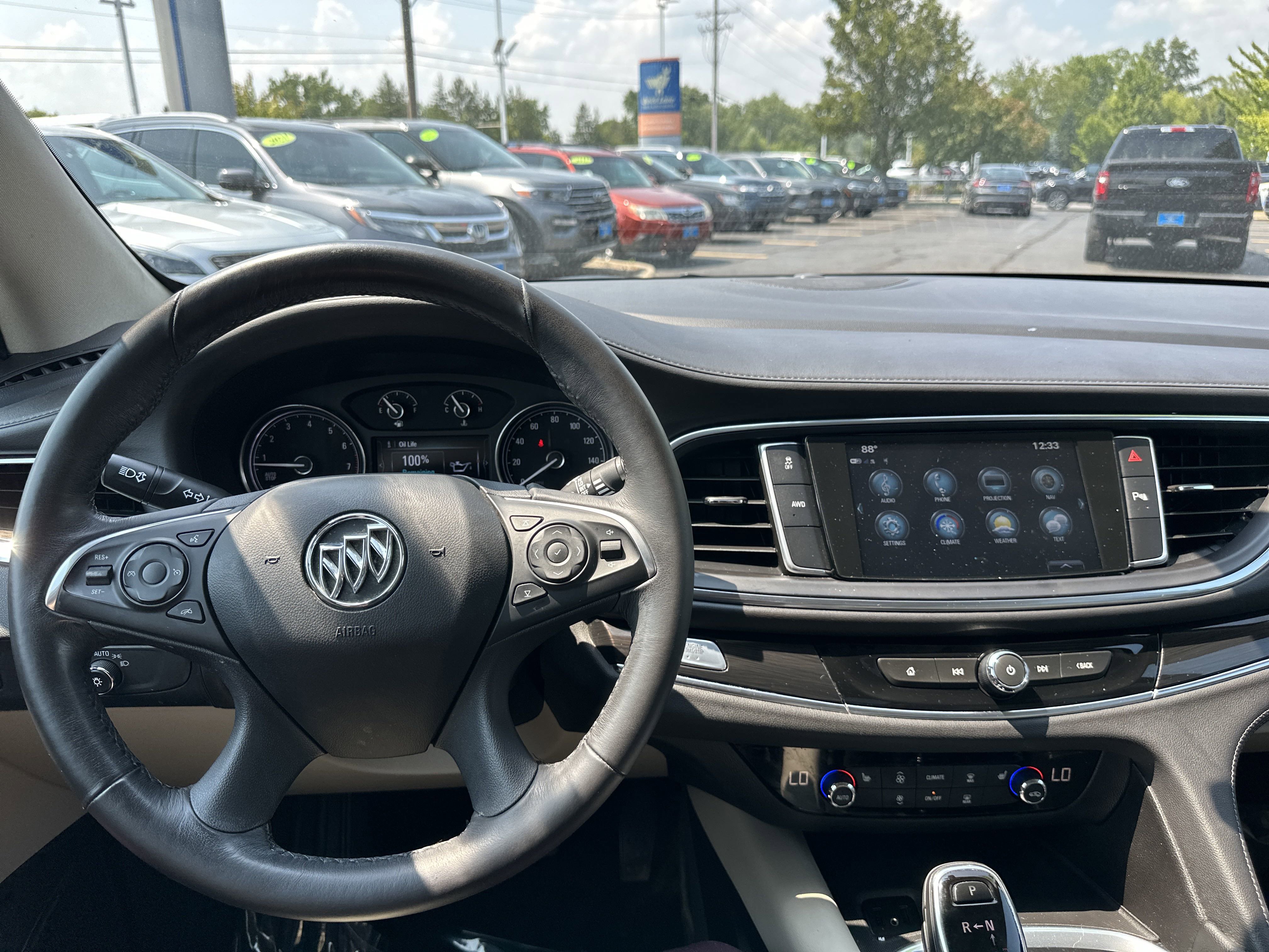 Used 2019 Buick Enclave Essence image 15