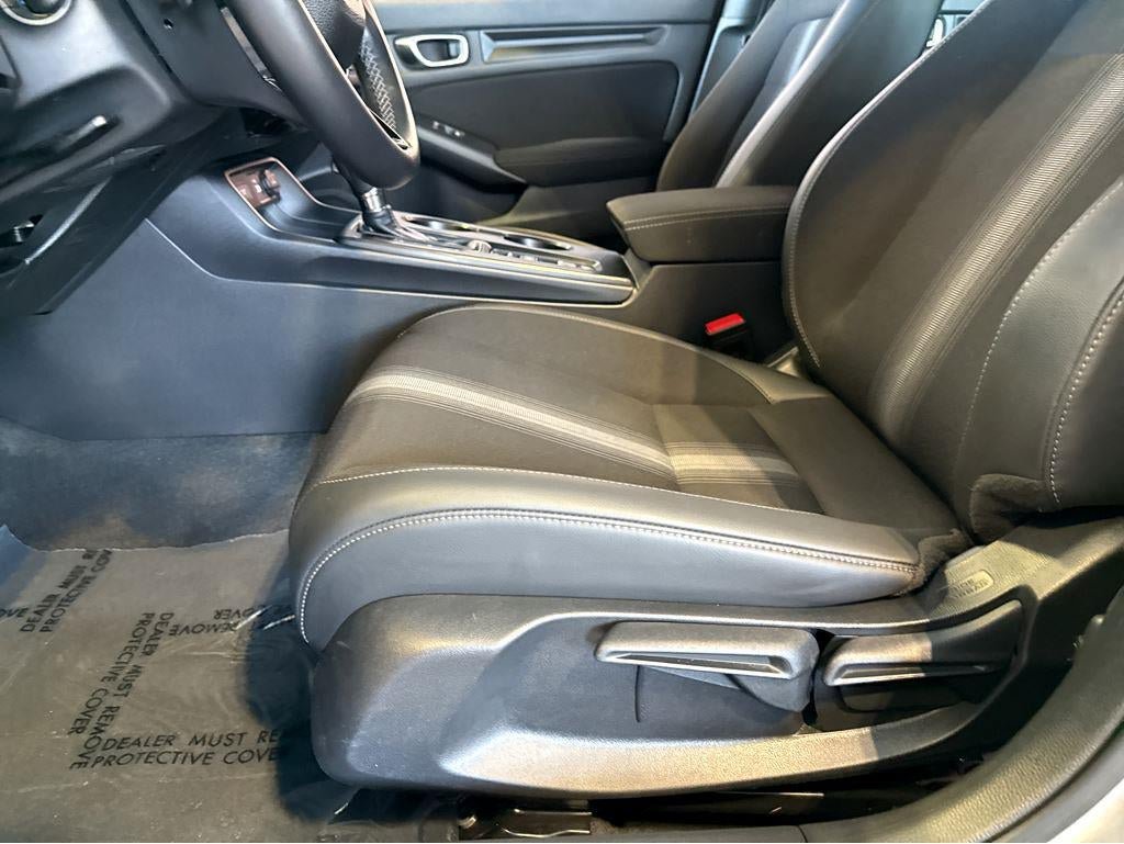 Used 2023 Honda Civic Sport image 5