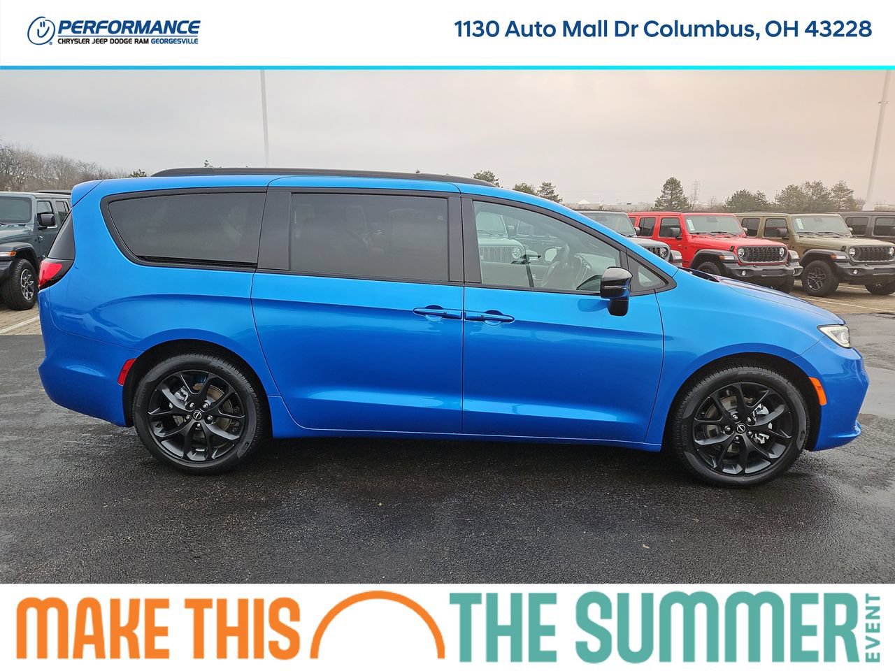 New 2026 Chrysler Pacifica Select w/ S Appearance Package FWD image 8
