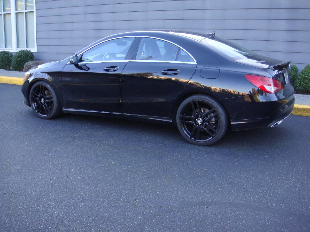 Used 2019 Mercedes-Benz CLA 250 4MATIC image 10