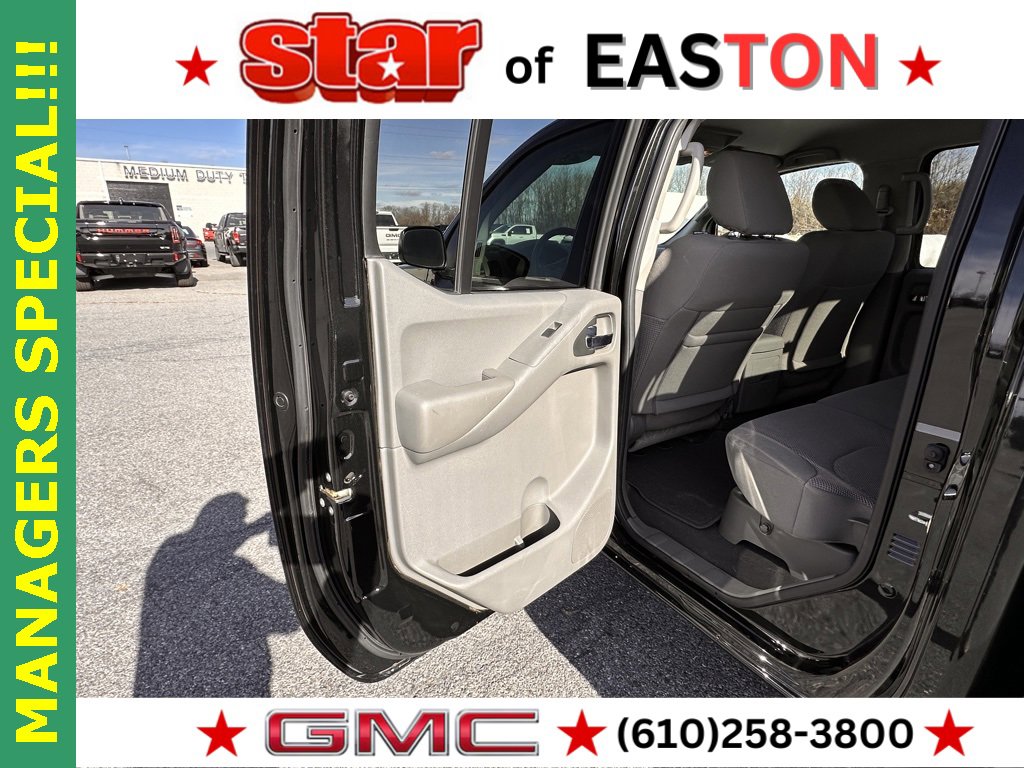 Used 2019 Nissan Frontier SV image 21