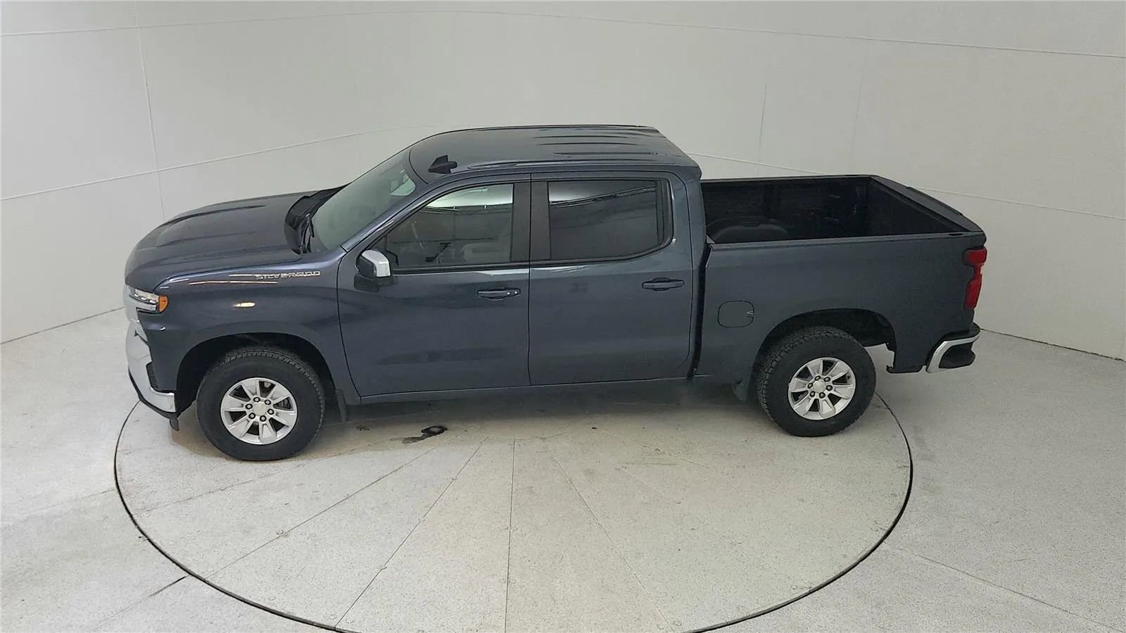 Used 2021 Chevrolet Silverado 1500 LT image 42