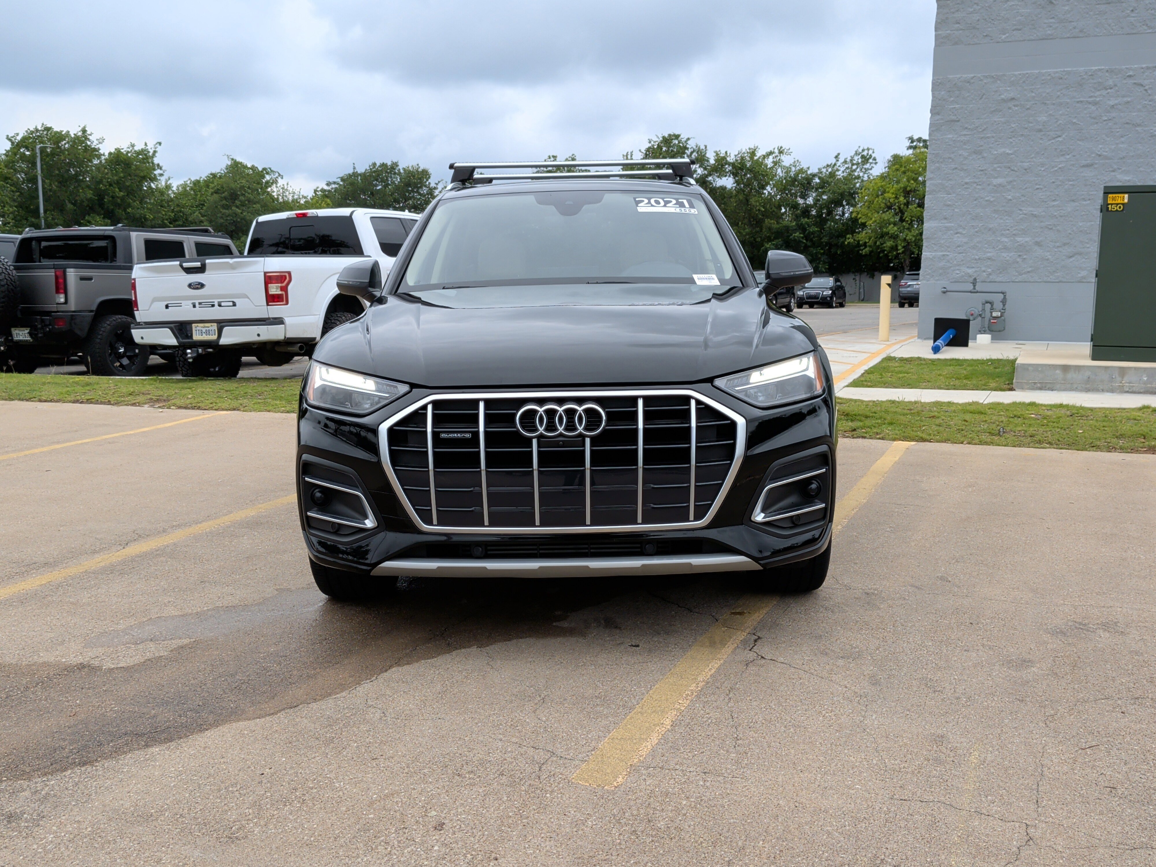 Used 2021 Audi Q5 2.0T Premium Plus w/ Premium Plus Package AWD/4WD image 3