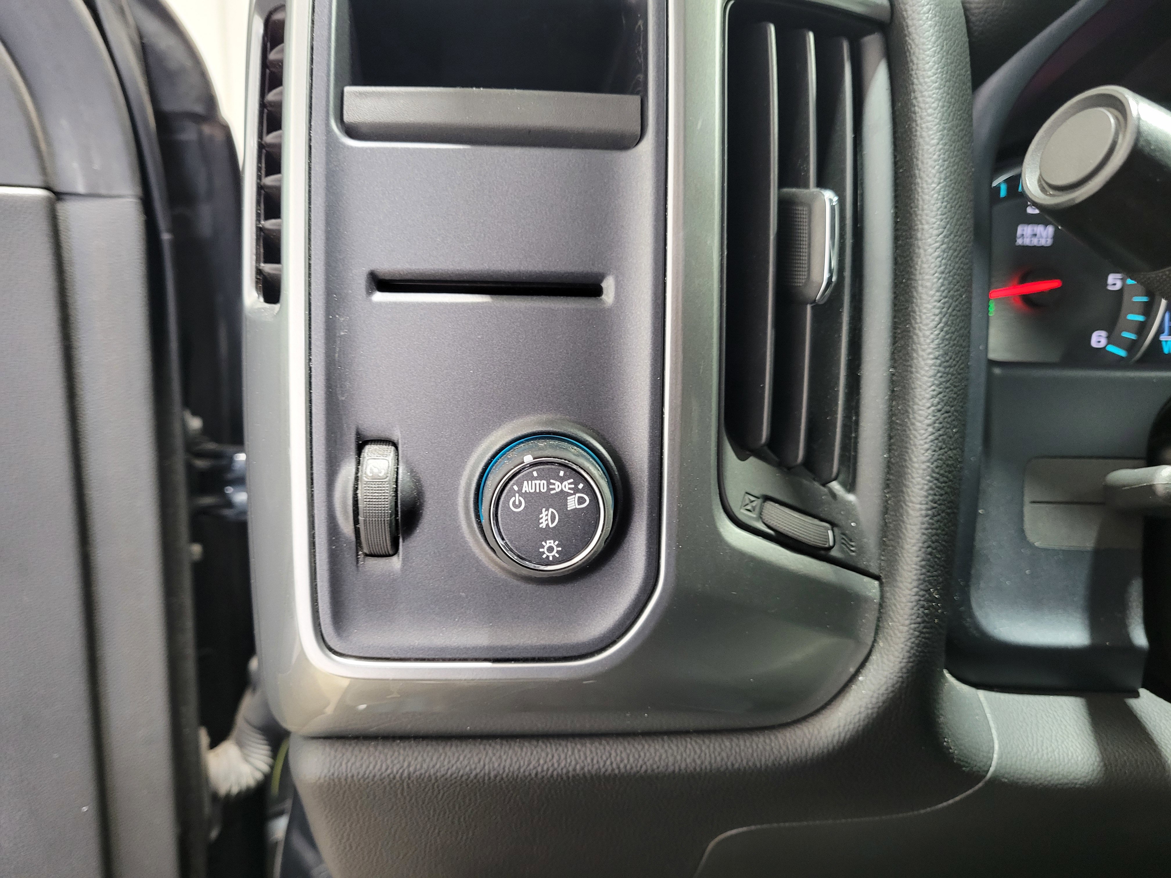 Certified 2017 Chevrolet Silverado 1500 LT w/ All Star Edition image 28