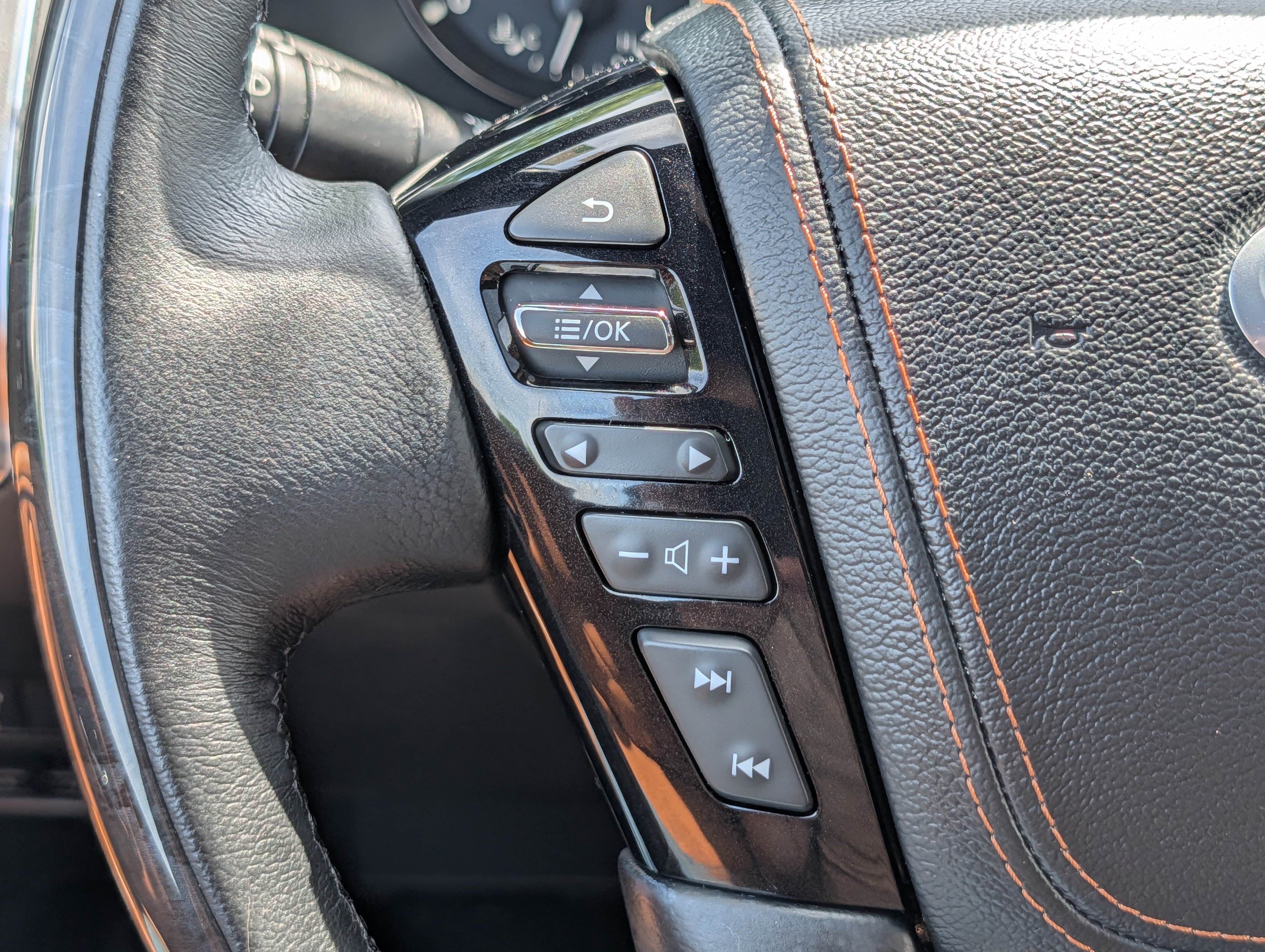 Certified 2024 INFINITI QX80 Sensory AWD/4WD image 31