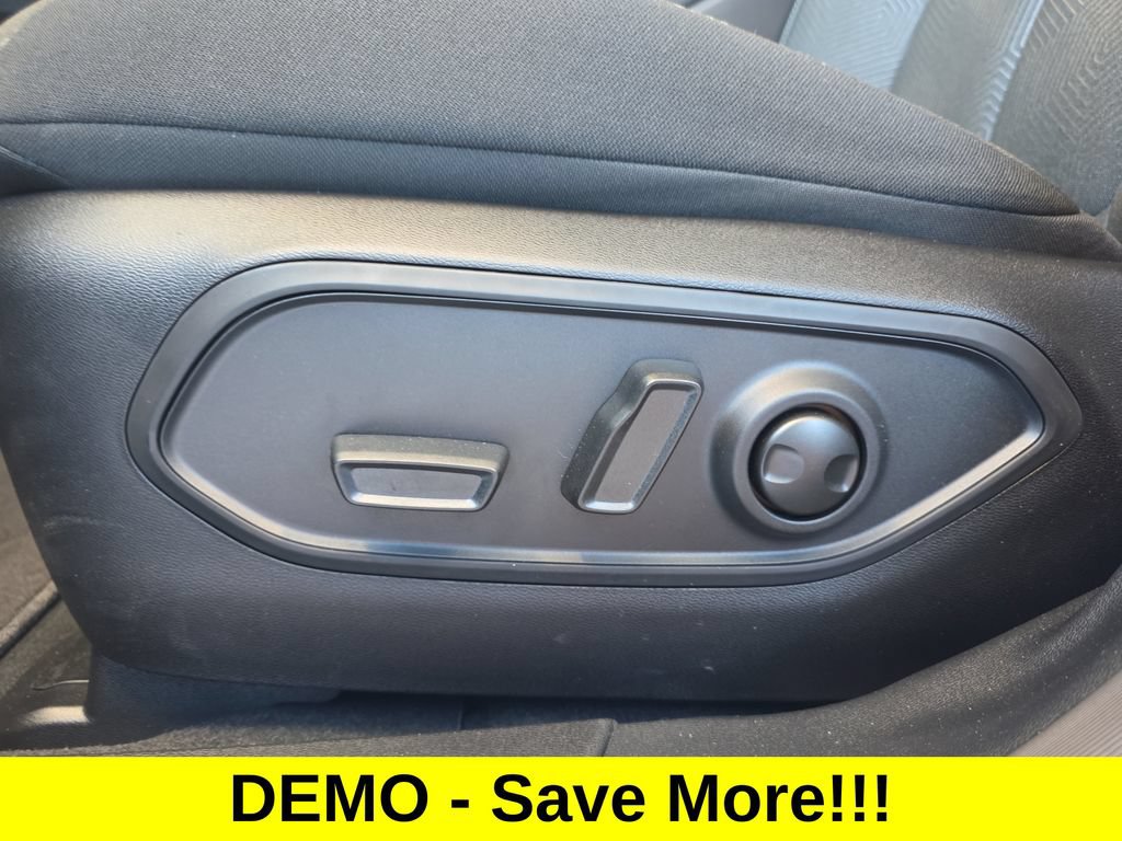 New 2026 Jeep Cherokee Laredo AWD/4WD image 23