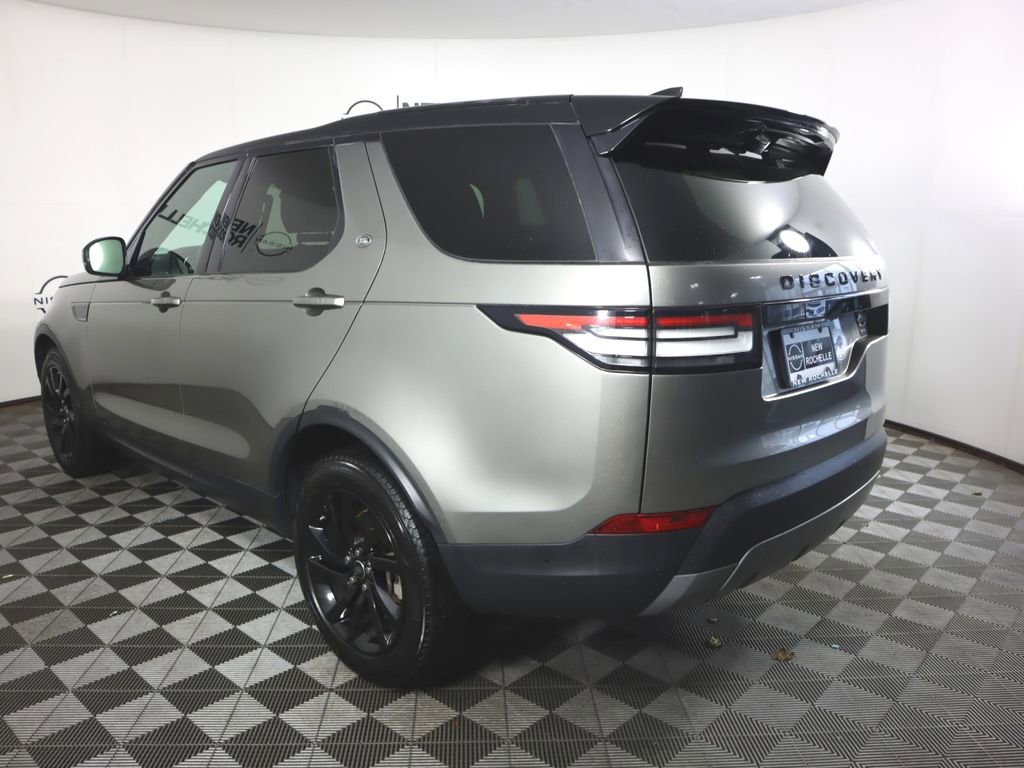 Used 2020 Land Rover Discovery SE AWD/4WD image 7