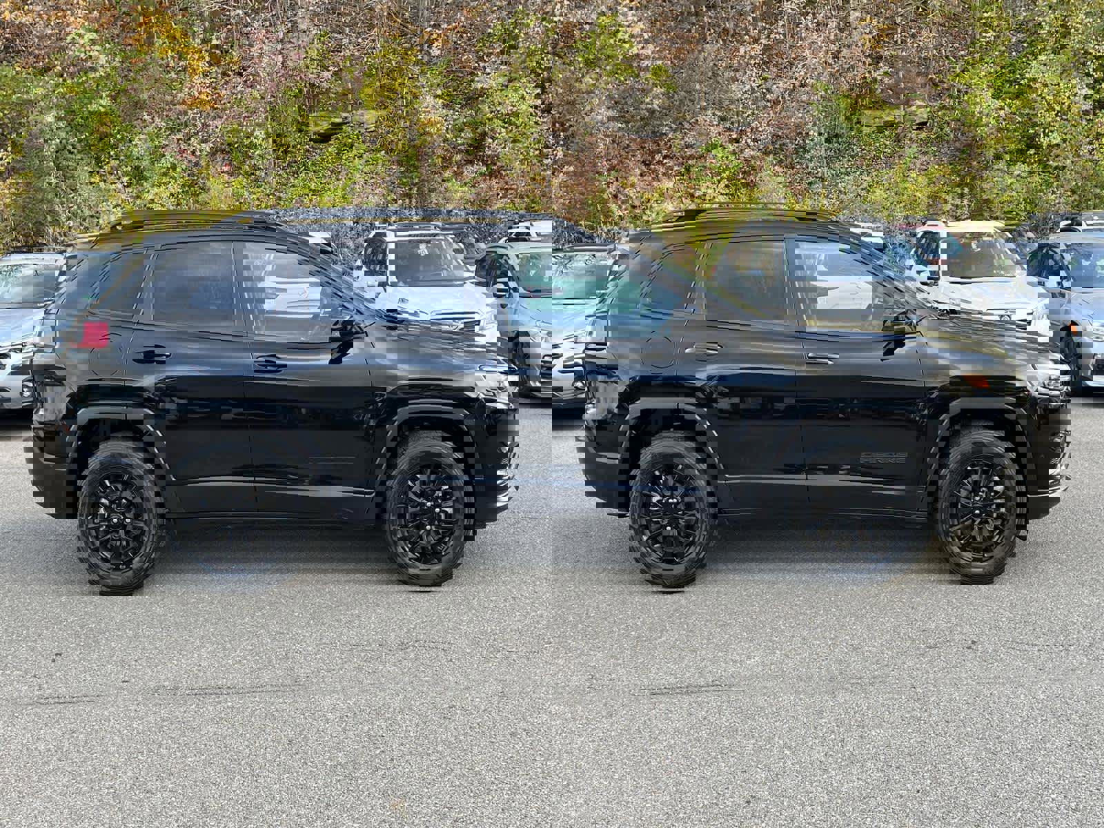 Used 2023 Jeep Cherokee Altitude Lux image 6