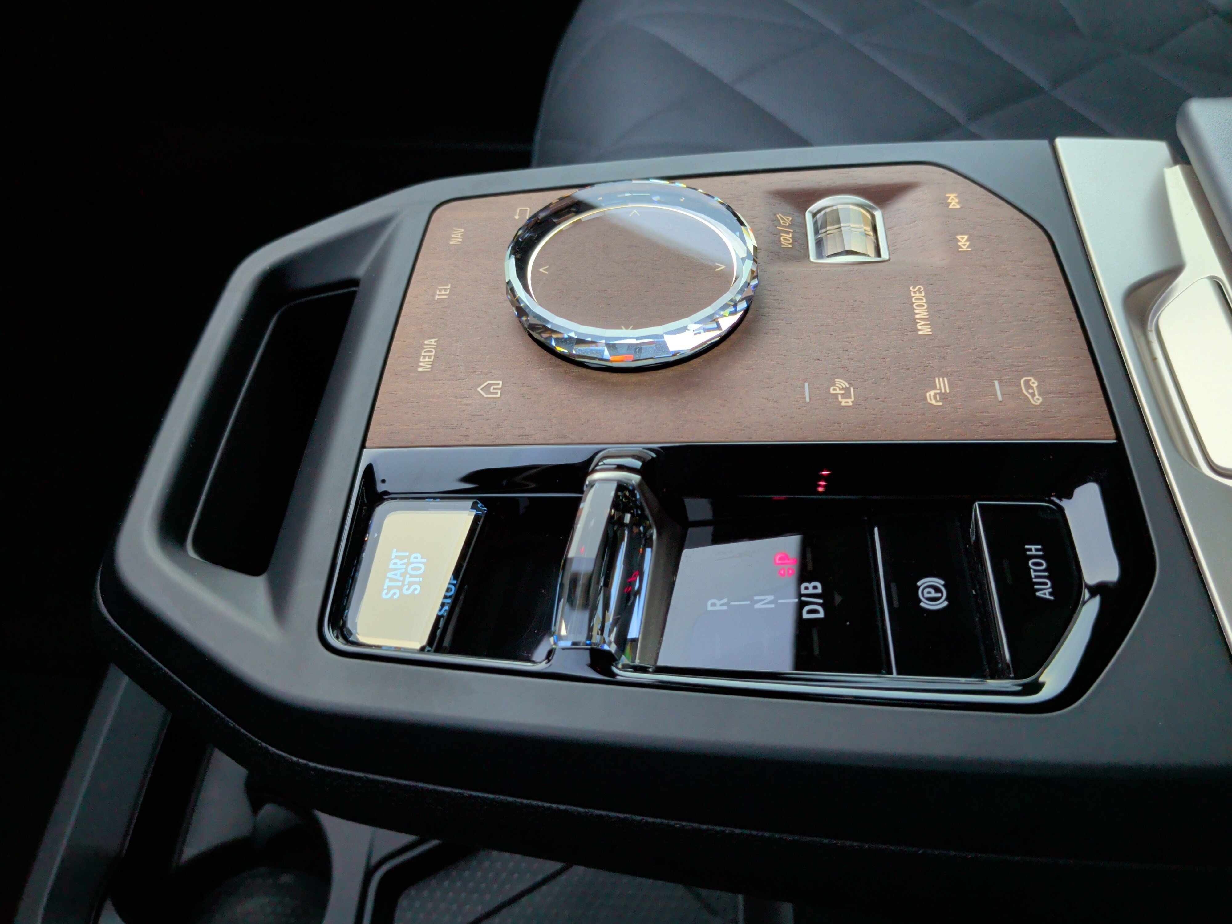 Certified 2023 BMW iX M60 w/ Executive Package image 21