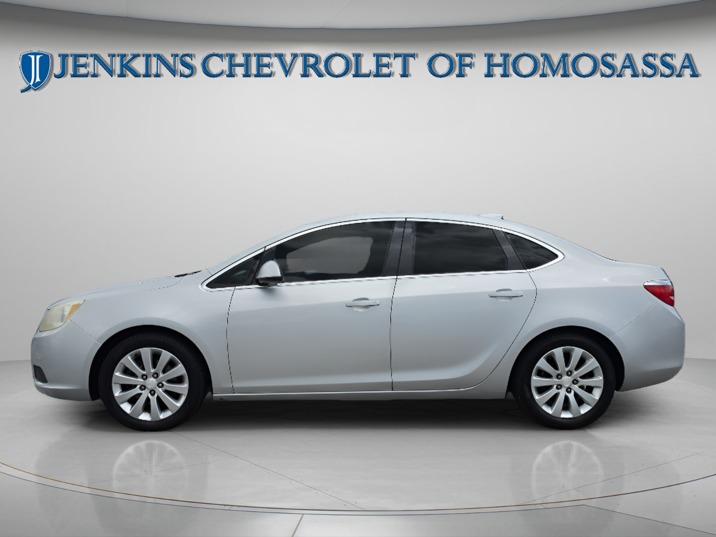 Used 2015 Buick Verano FWD image 9
