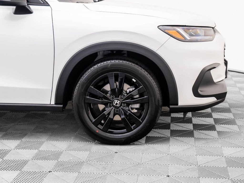 Certified 2026 Honda HR-V Sport image 29