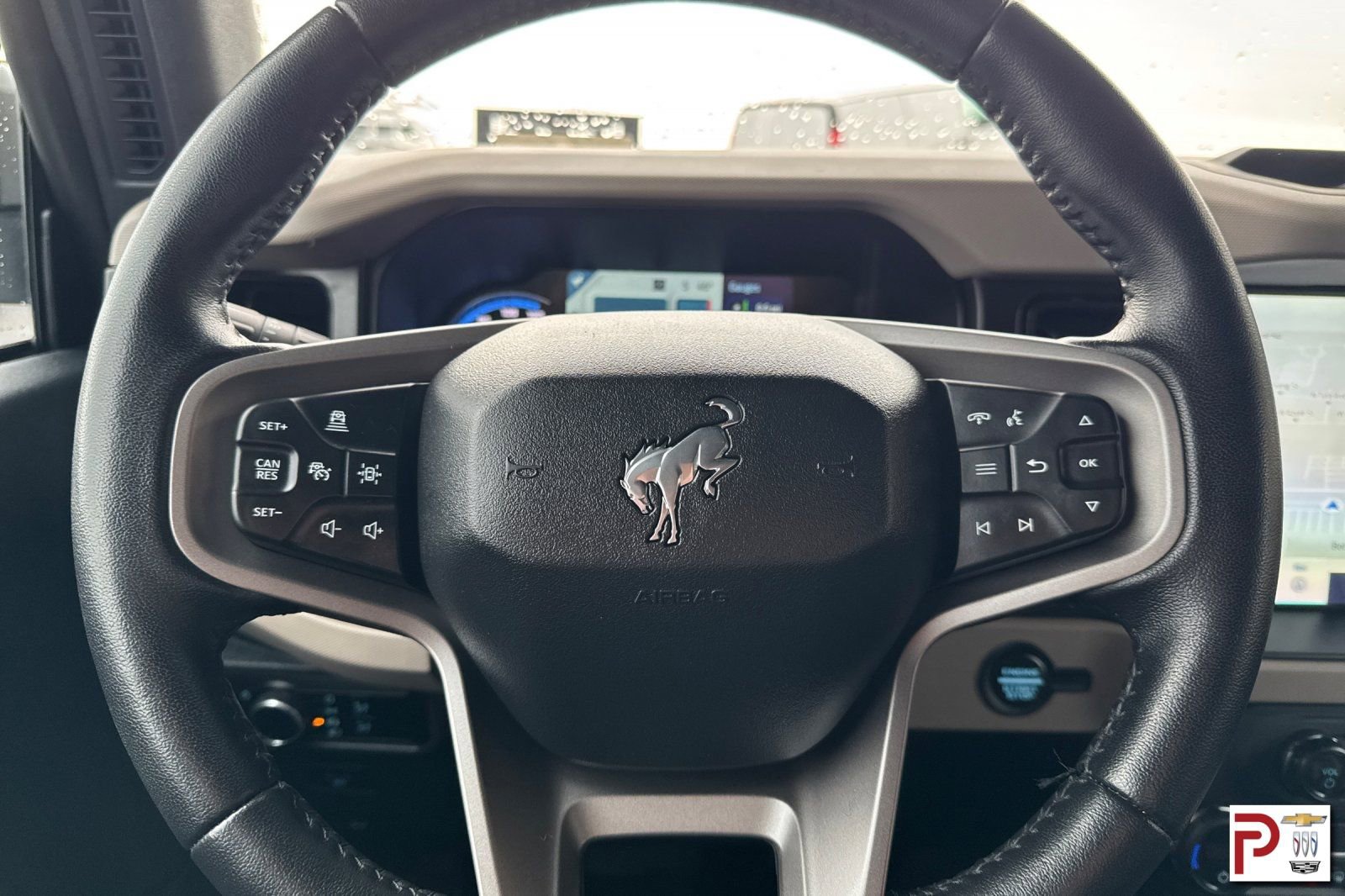 Used 2023 Ford Bronco Wildtrak image 29