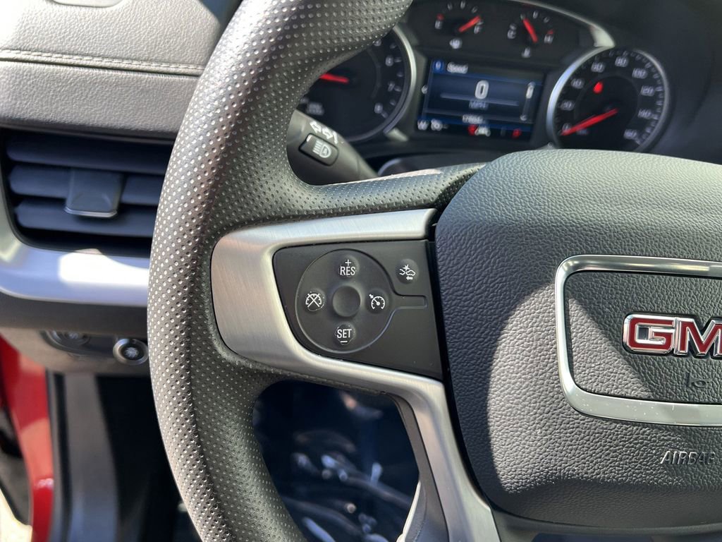 Used 2024 GMC Terrain SLE image 19