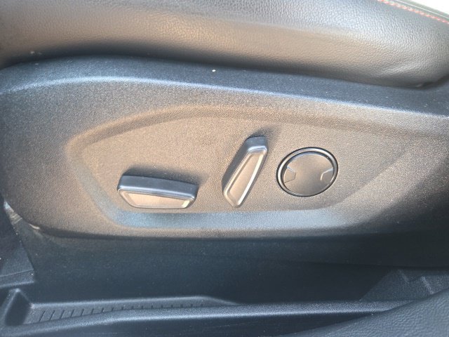 Used 2021 Ford Edge ST-Line FWD image 27