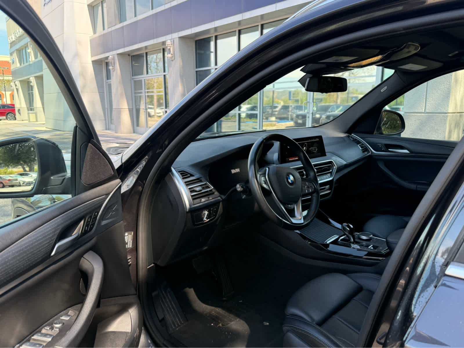 Used 2024 BMW X3 sDrive30i w/ Convenience Package image 4