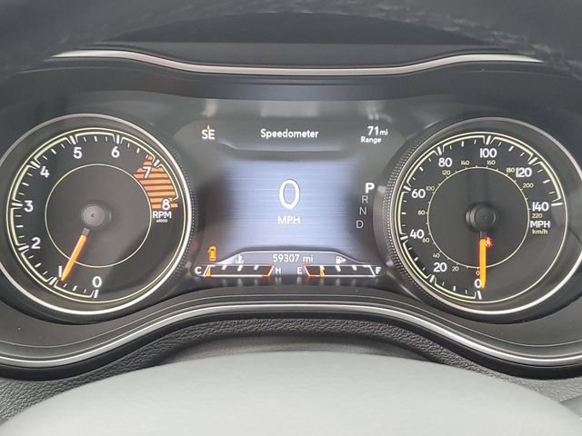 Used 2020 Jeep Cherokee Trailhawk AWD/4WD image 10