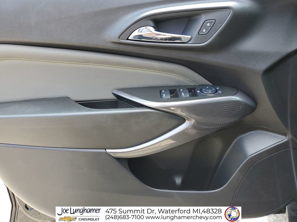 Certified 2025 Chevrolet Trax ACTIV w/ Driver Confidence Package FWD image 22