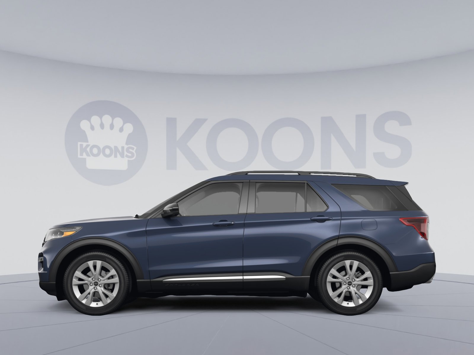 Used 2022 Ford Explorer XLT AWD/4WD image 2