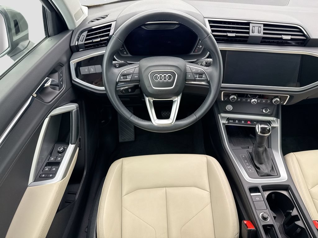 Used 2020 Audi Q3 2.0T Premium Plus AWD/4WD image 10