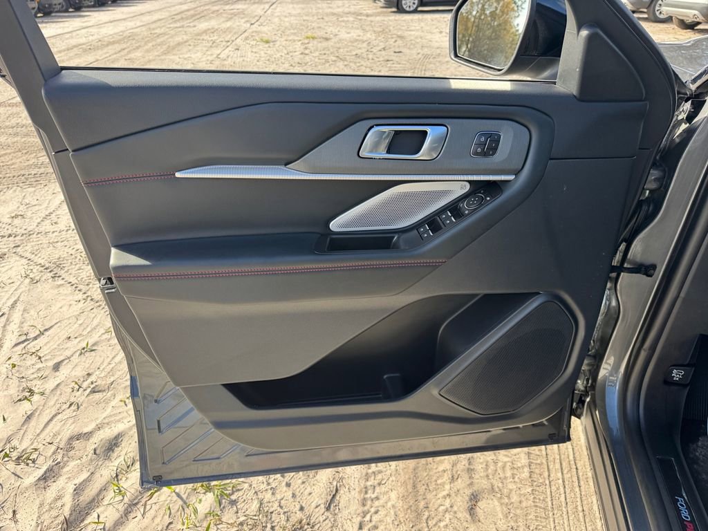 New 2026 Ford Explorer ST w/ Sun And Sound Package image 29