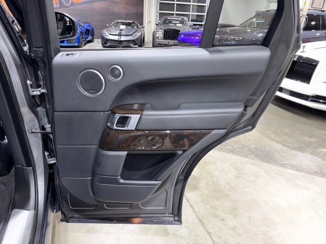 Used 2014 Land Rover Range Rover Supercharged image 55