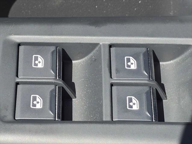 New 2025 Audi Q6 e-tron Premium Plus image 23