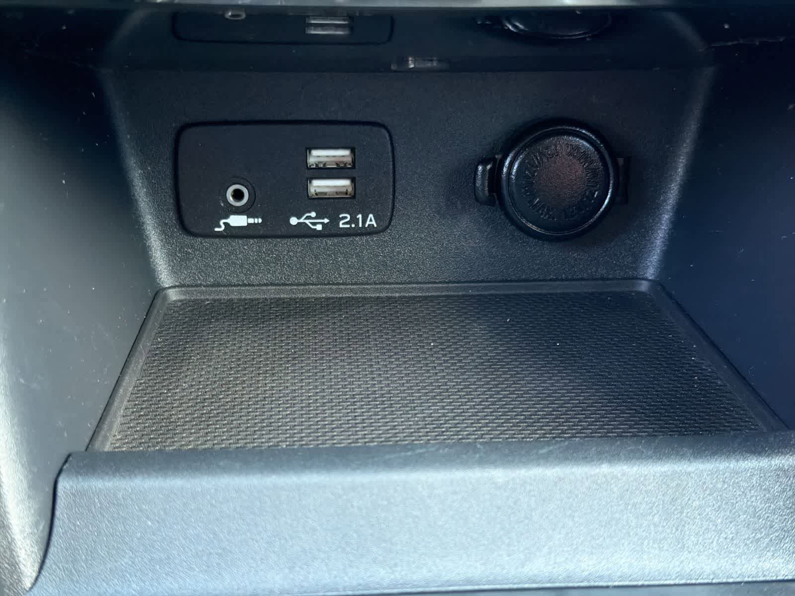 Used 2020 Subaru Forester Premium AWD/4WD image 32