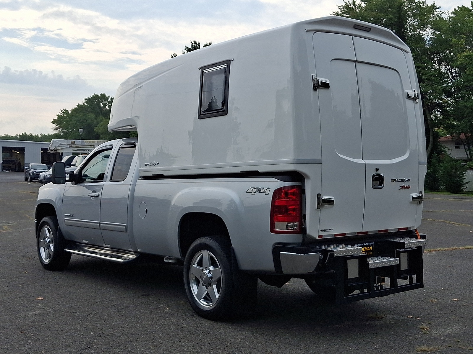 Used 2013 GMC Sierra 2500 SLT w/ SLT Convenience Package AWD/4WD image 5