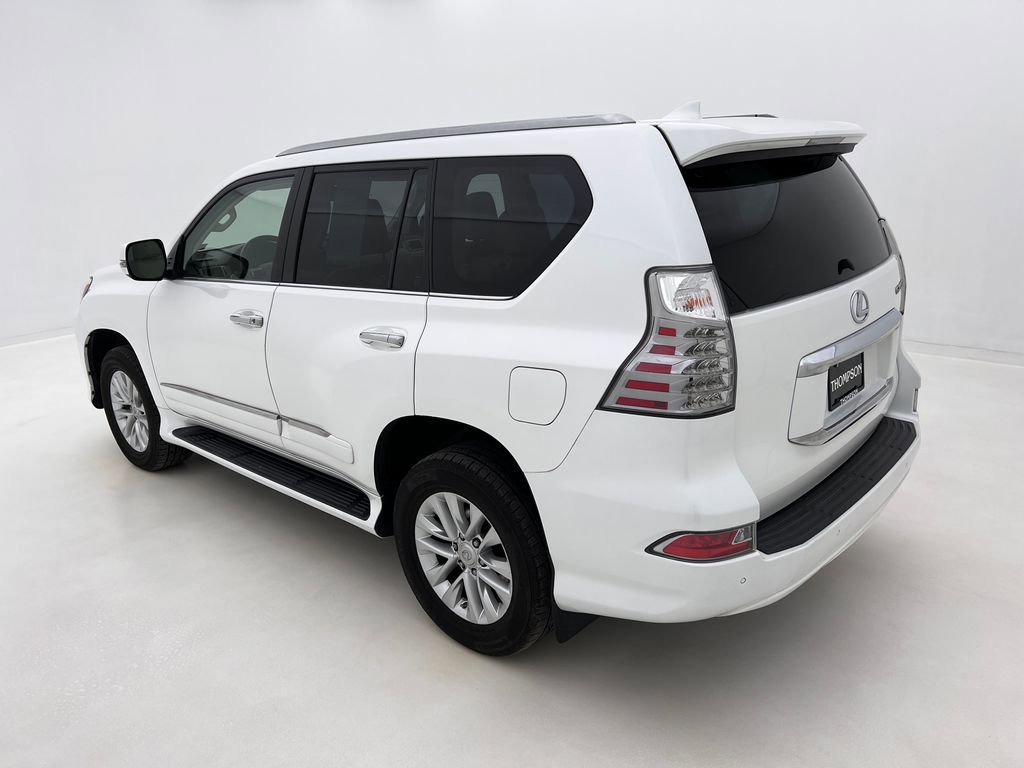 Used 2019 Lexus GX 460 image 9