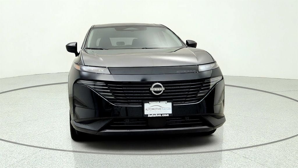 Used 2025 Nissan Murano SV AWD/4WD image 2