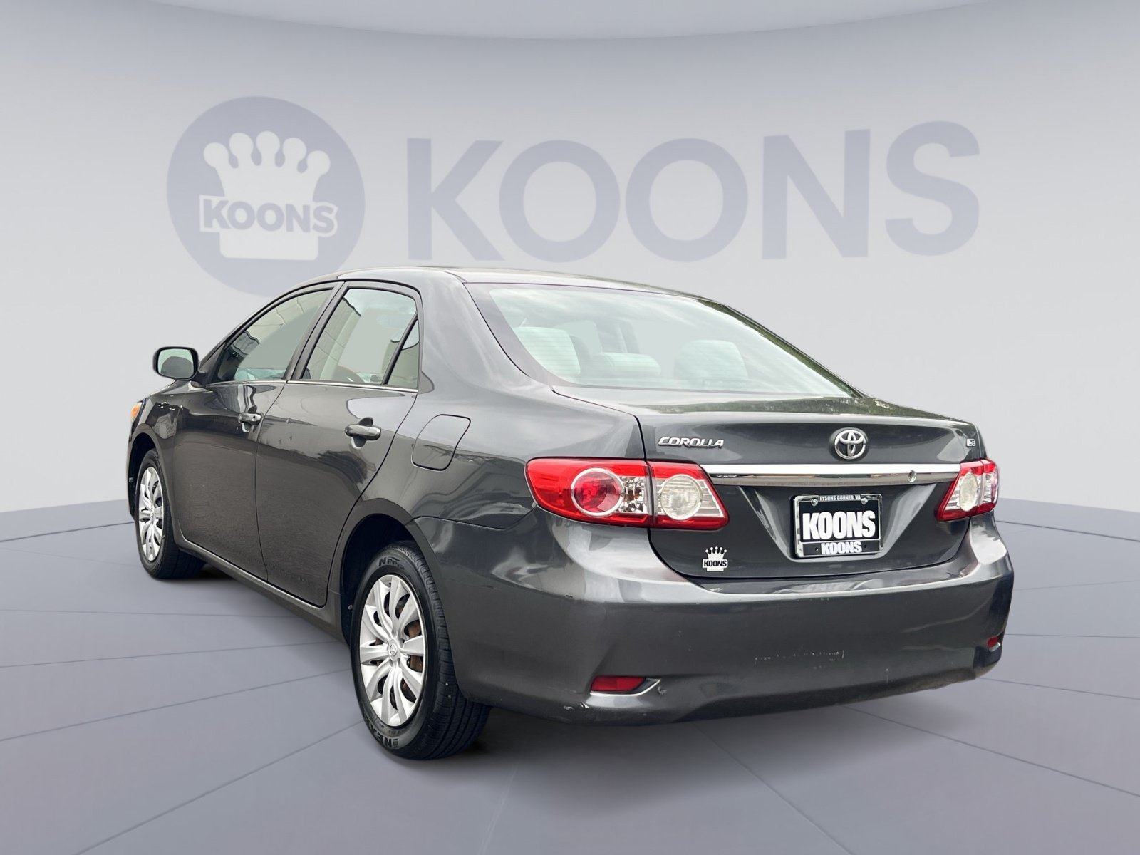 Used 2013 Toyota Corolla LE FWD image 4