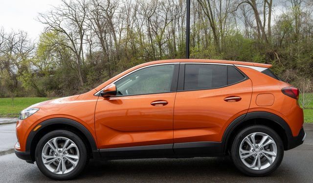 Used 2023 Buick Encore GX Preferred w/ Cold Weather Comfort Package FWD image 9