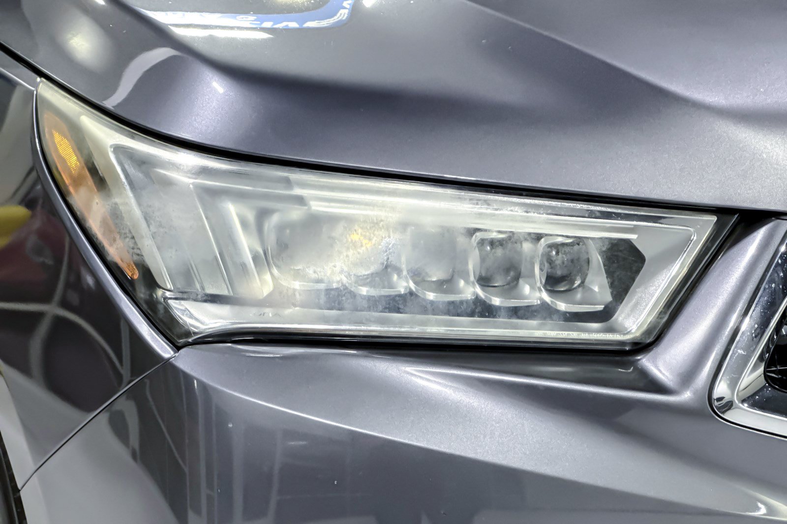 Used 2018 Acura MDX w/ Technology Package FWD image 12