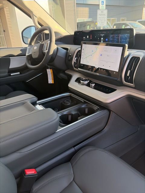 New 2026 Ford Expedition Active AWD/4WD image 20