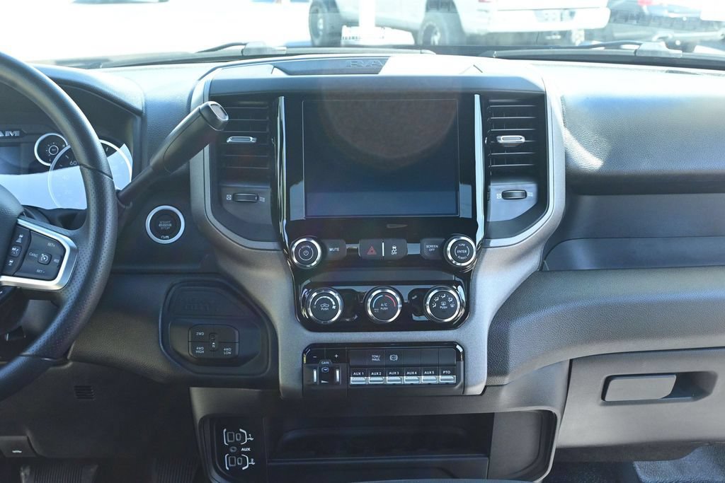 New 2026 RAM 5500 Tradesman w/ Chrome Appearance Group AWD/4WD image 21