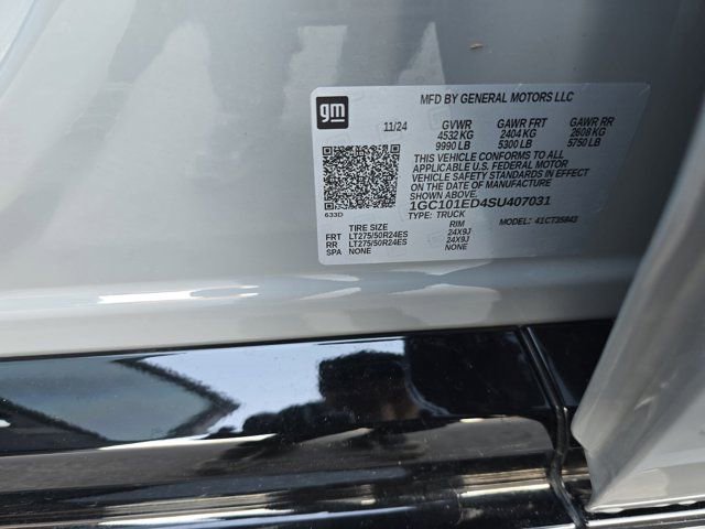 Used 2025 Chevrolet Silverado EV RST image 31