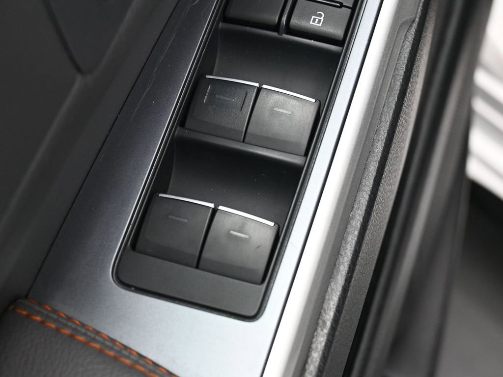 Certified 2024 Toyota Sienna XSE w/ XSE Premium Package image 15