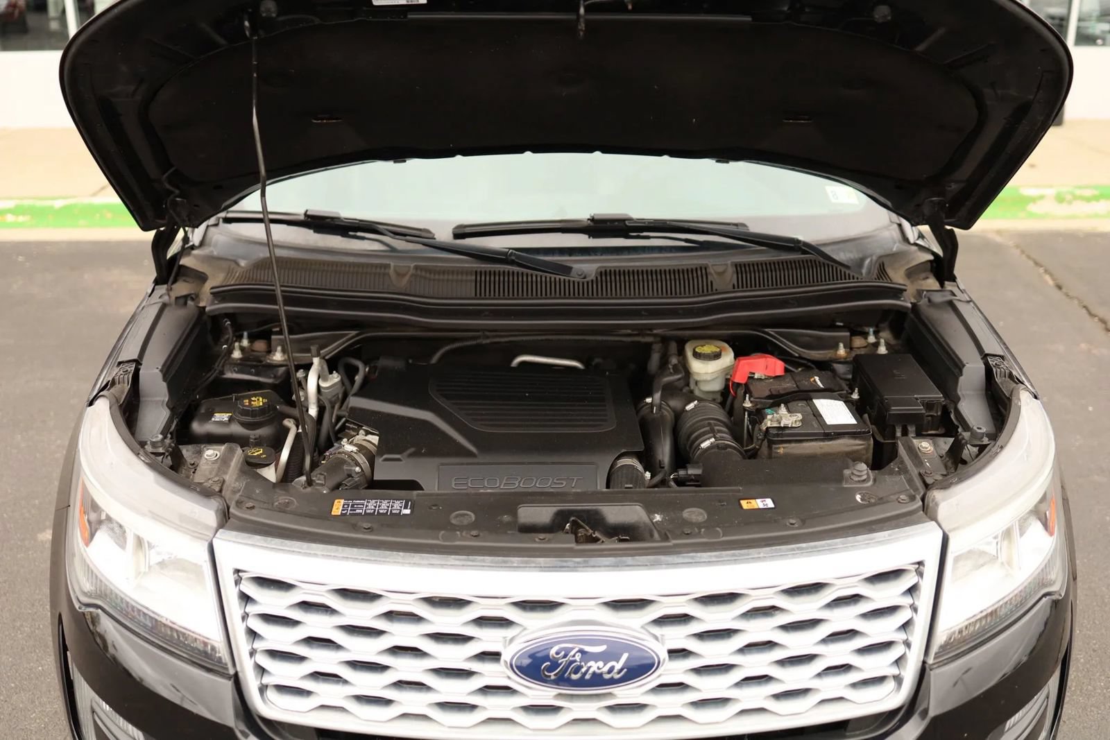 Used 2016 Ford Explorer Platinum AWD/4WD image 47