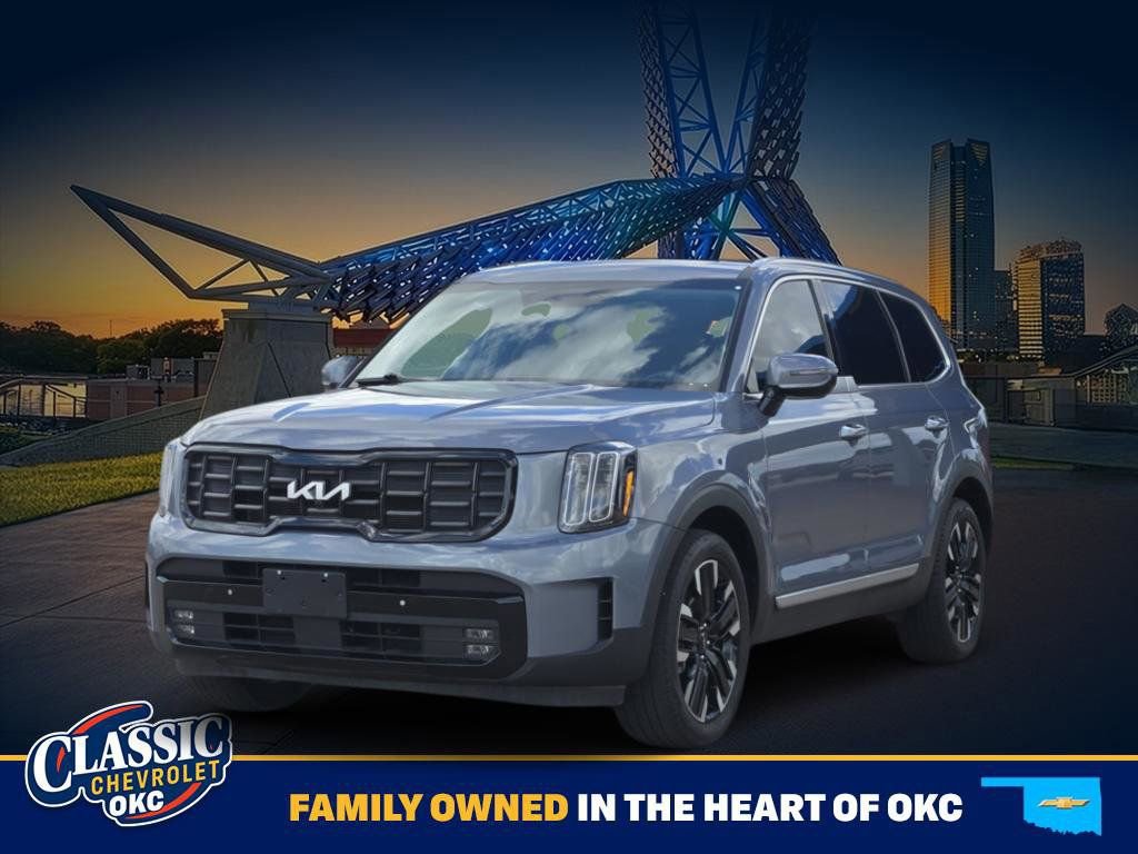 Used 2024 Kia Telluride SX image 3