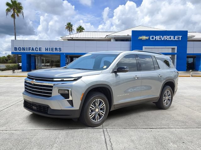 Used 2026 Chevrolet Traverse LT w/ Driver Confidence Package FWD image 2